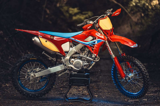 TM 450 FI EN ES Dream Red Edição Limitada